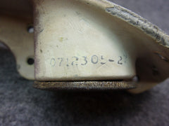 Cessna 180 185 RH Tailgear Mounting Casting And Bushing P/N 0712305-2 0742112
