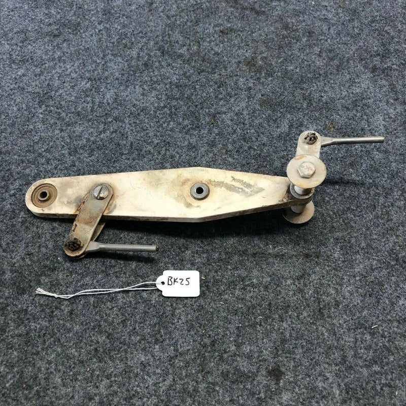 Cessna 182 Elevator Bellcrank Assy 0760675