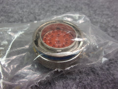 Amphenol Connector P/N MS27473-E18F28P