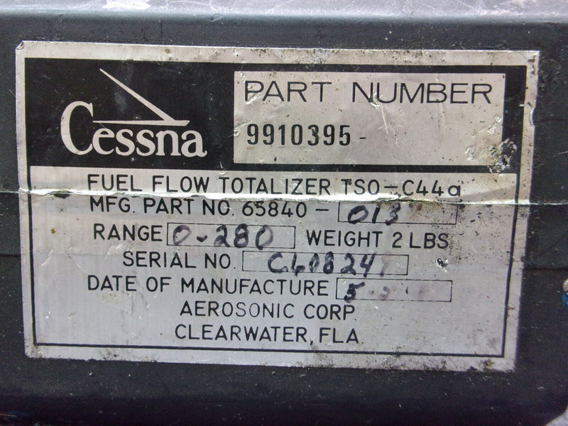 Cessna 9910395 Aerosonic Fuel Flow Totalizer P/N 65840-0137