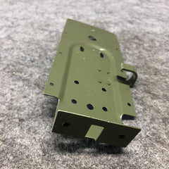 Cessna 150 RH Door Latch Mounting Plate and Lock Assy P/N 0413388-1