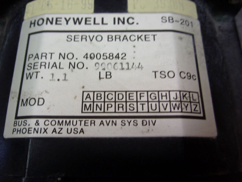 Honeywell SM-200 Servo Drive P/N 4006719-910 With SB-201 Bracket P/N 4005842