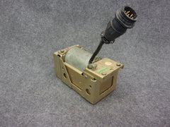 ARC PA-495A-1 Actuator Motor P/N 43989-4908 And Mount P/N 44415-4100