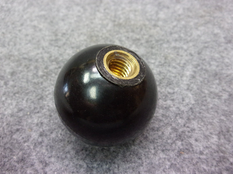 Piper Control Knob 1-5/8" OD x 3/8-16 Threads