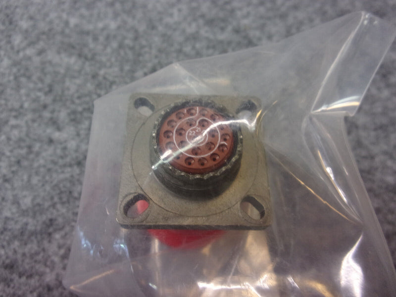 Amphenol Connector P/N D38999/20JC35PN