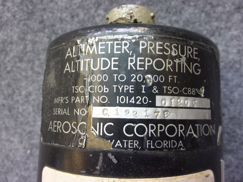 Aerosonic Altitude Reporting Pressure Altimeter P/N 101420-01205