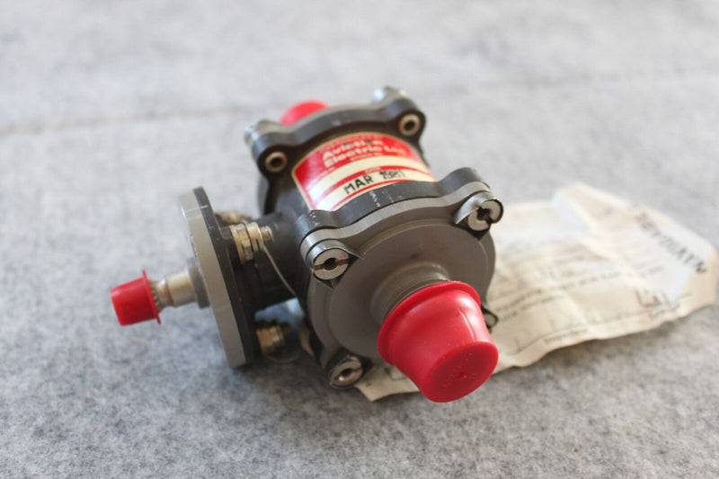 Flight Refuelling Ltd Hydraulic Shutoff Valve P/N 105BR09/1