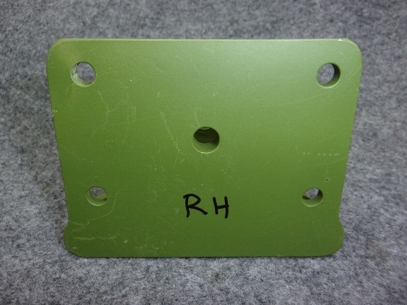 Cessna Nose Gear RH Truss Retainer P/N 0842105-2