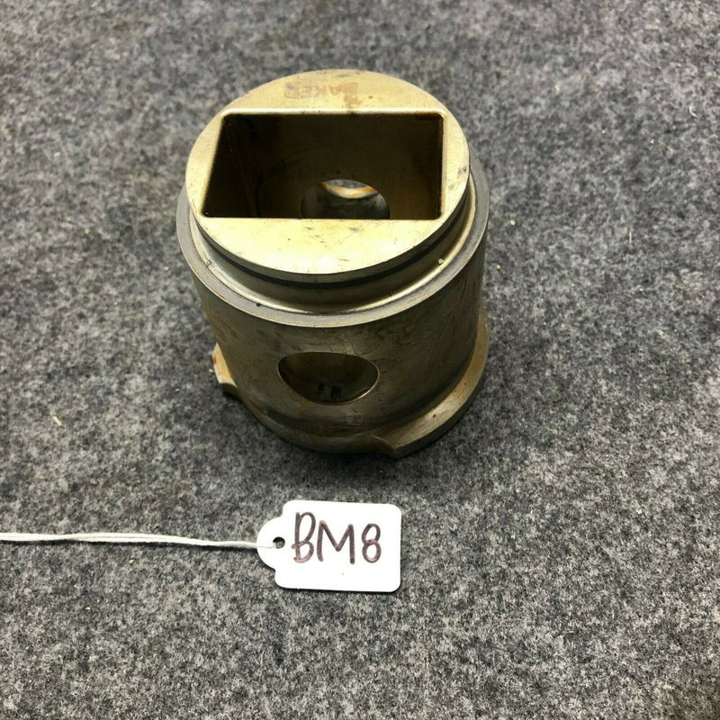 Bell Helicopter Fitting P/N 206-011-150-105 - 443 Hours Rmng
