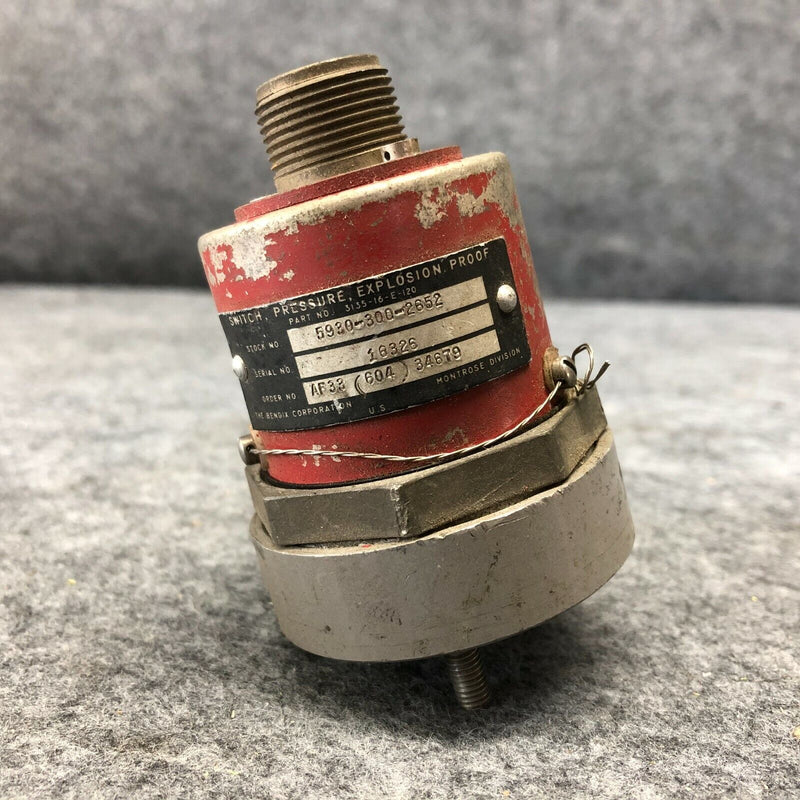 Bendix Pressure Switch P/N 3135-16-E-120 5930-00-300-2652