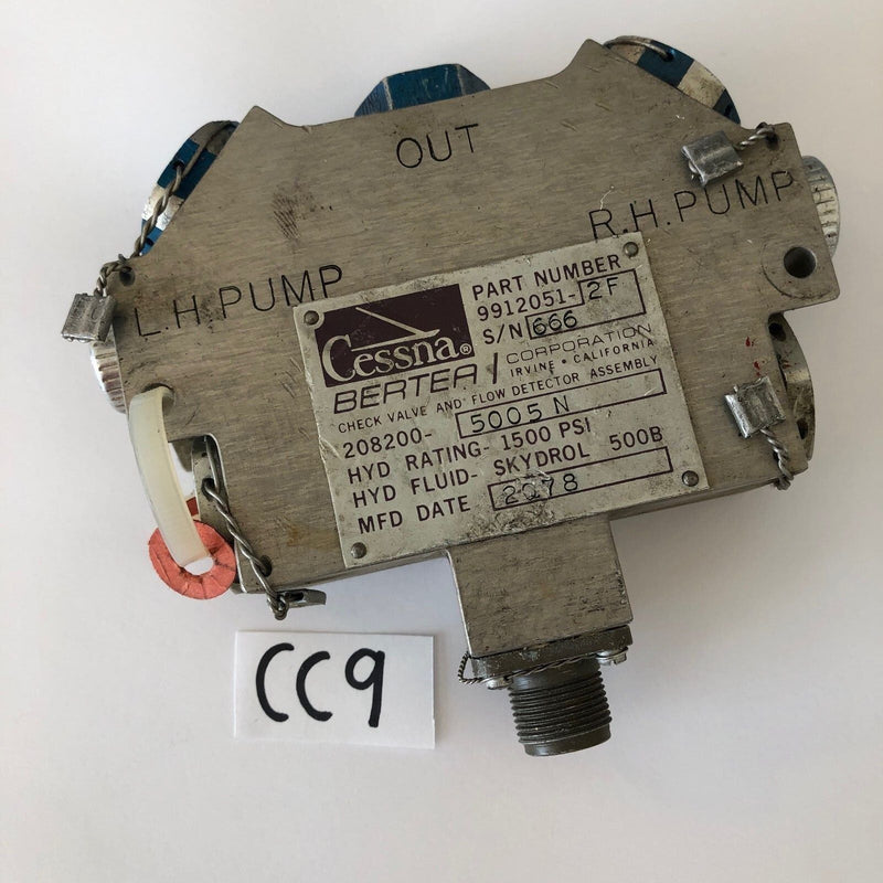 Cessna Citation Check Valve and Flow Detector Assy P/N 9912051-2F  208200-5005N