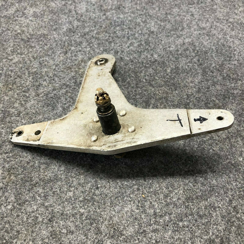 Piper PA-32RT Stabilator Bellcrank P/N 38391-02